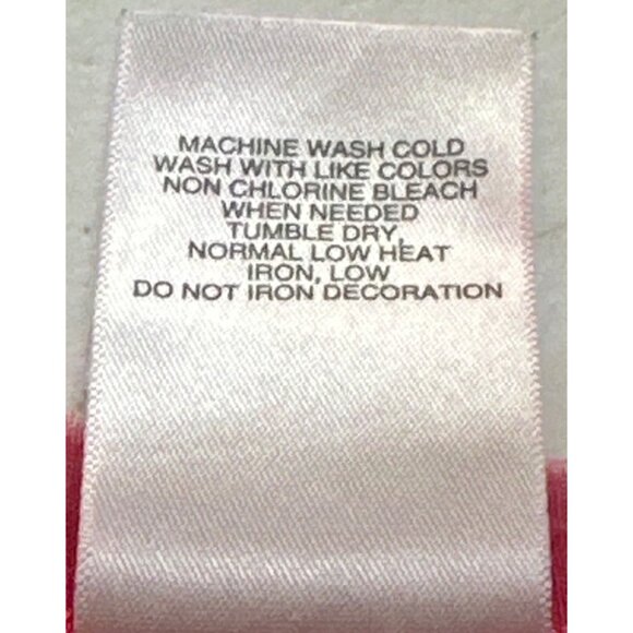 Disney's Minnie Mouse Graphic T-Shirt Cotton Polyester Blend Junior's Size Small - Picture 13 of 16